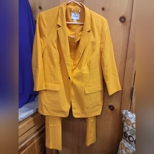 Womens Pantsuit
